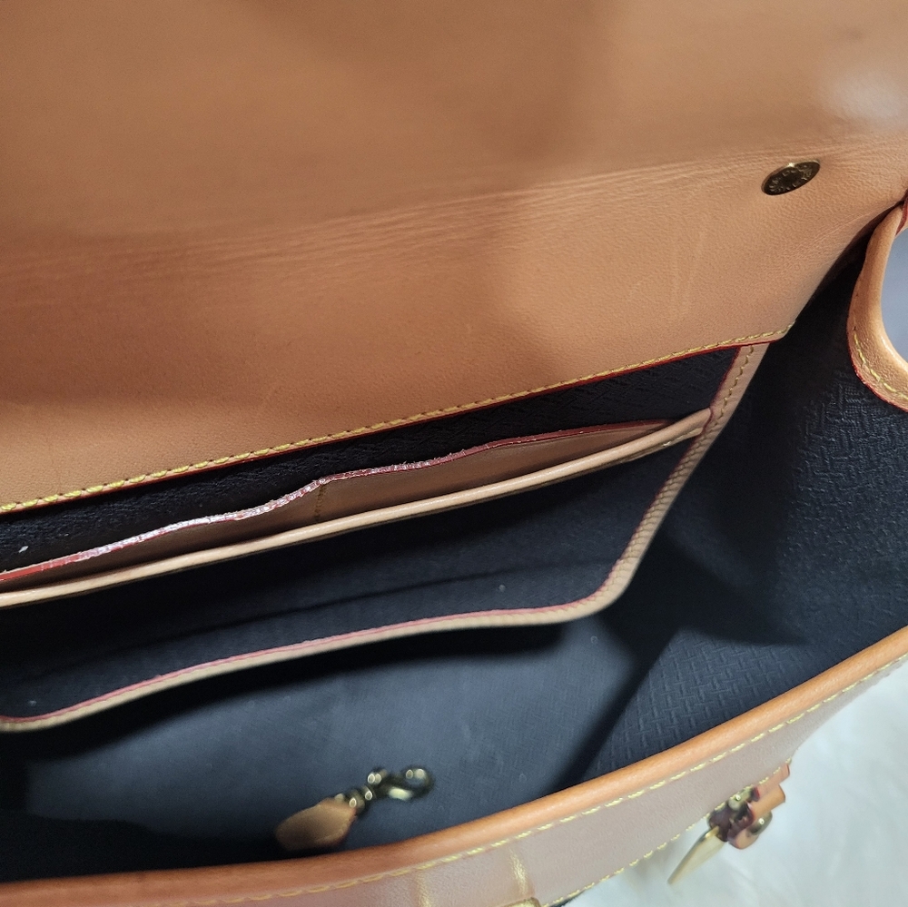 VTG Dooney & Bourke Black Cabriolet & Leather Duck Emblem Backpack RARE - Picture 3 of 12